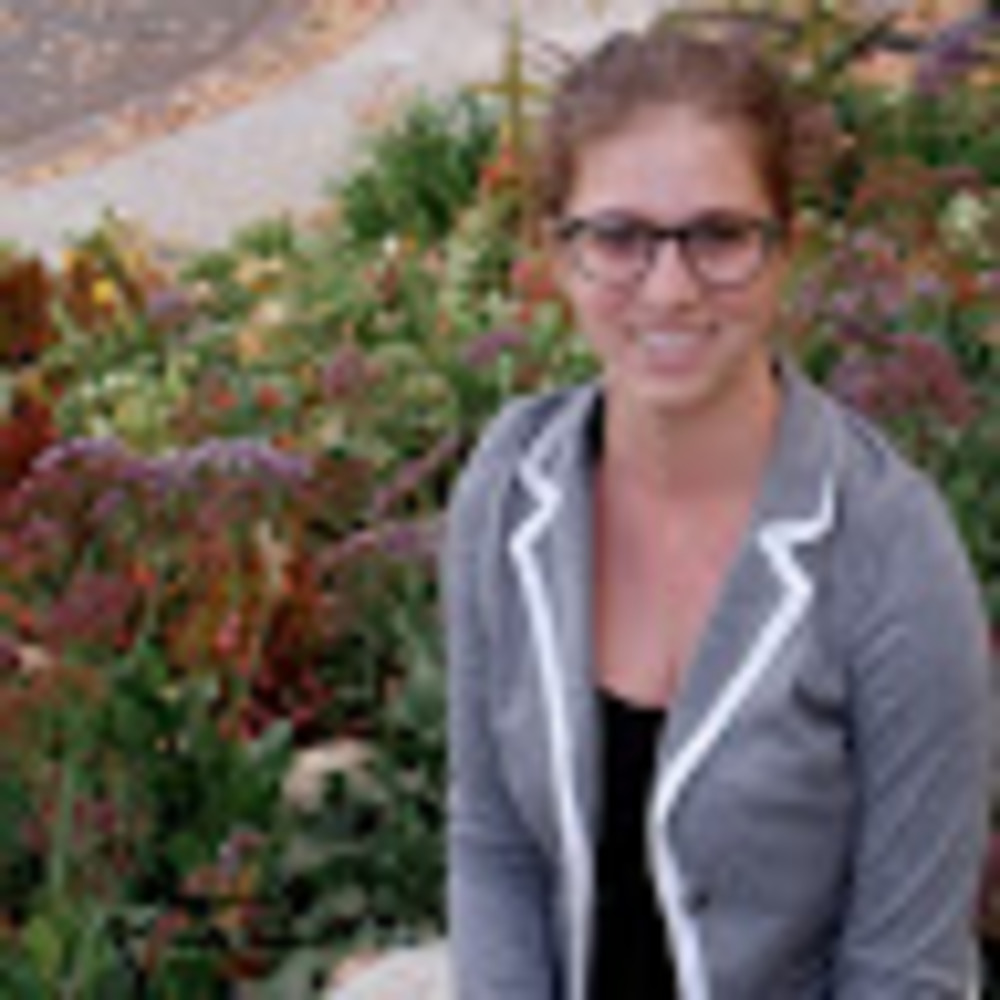 Meet your Posher, Jillian